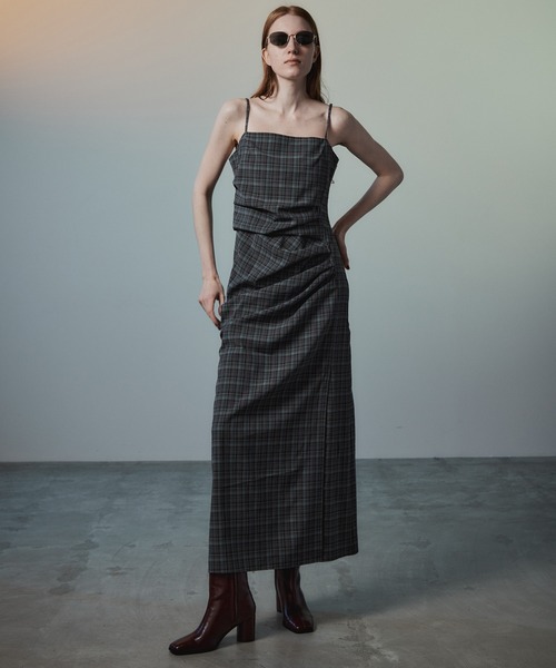 MAISON SPECIAL(メゾンスペシャル)の「Drape Dress with Babushka/バブーシュカ付きドレープワンピース(ワンピース・レディース・ブラウン/ベージュ/ブルー・36/38)」の4枚目の写真
