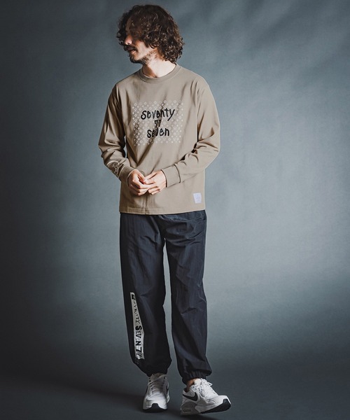 seventy seven(セブンティセブン)の「mlt5784- heavy oz USA cotton L-S t-shirt (monogram) ロングスリーブTシャツ(7726W250)(Tシャツ/カットソー・メンズ・ホワイト/ブラック/サンドベージュ・S/M/L/XL)」の14枚目の写真