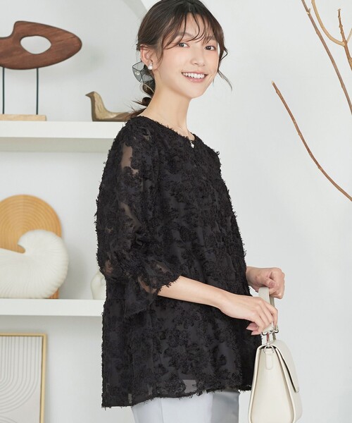 Tiaclasse（ティアクラッセ）の「カットジャガードシフォンチュニック（Tシャツ/カットソー・レディース・ブラック/アイボリー/キャメル・L/M）」の12枚目の写真