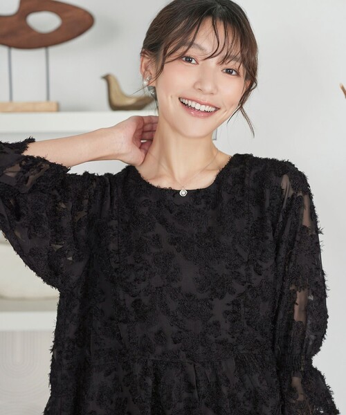 Tiaclasse（ティアクラッセ）の「カットジャガードシフォンチュニック（Tシャツ/カットソー・レディース・ブラック/アイボリー/キャメル・L/M）」の14枚目の写真