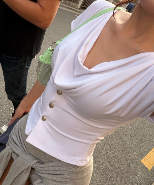 LOTSYOU（ロッツユー）の「LOTSYOU_Kendall Top WHITE（Tシャツ/カットソー・レディース・その他・SMALL/MEDIUM）」の4枚目の写真