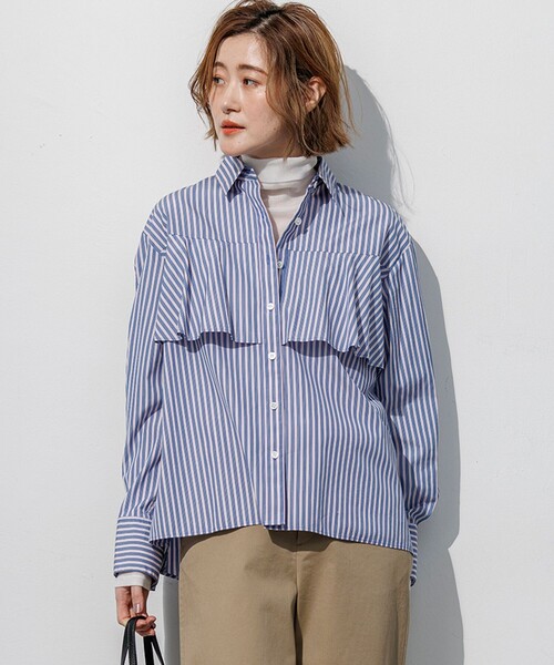 23区(ニジュウサンク)の「CANCLINI ラッフルフレア ブラウス(シャツ/ブラウス・レディース・ブルー系/ダルブルー系1/ダークブラウン系1/オレンジ系1・38)」の3枚目の写真