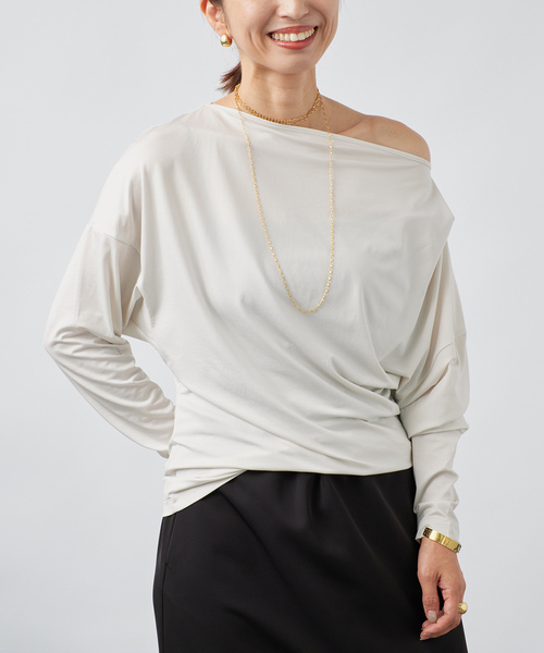 VERMEIL par iena(ヴェルメイユパーイエナ)の「ドレーププルオーバー(Tシャツ/カットソー・レディース・アイボリー/チャコールグレー/ブラック・FREE)」の2枚目の写真
