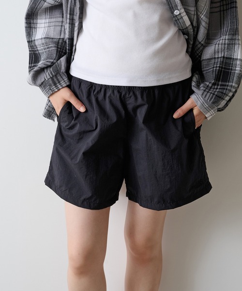 THE NORTH FACE（ザノースフェイス）の「【THE NORTH FACE】VERSATILE SHORT（その他パンツ・レディース・ブラック・M/L/XL）」の7枚目の写真
