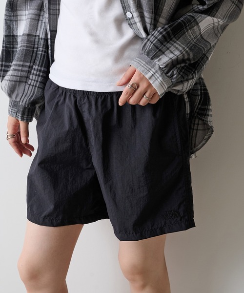 THE NORTH FACE（ザノースフェイス）の「【THE NORTH FACE】VERSATILE SHORT（その他パンツ・レディース・ブラック・M/L/XL）」の6枚目の写真
