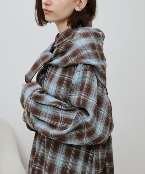 Auntie Rosa Holiday（アンティローザホリデー）の「オンブレチェックスカーフ付きシャツ（シャツ/ブラウス・レディース・ブラウン/ブラック・FREE）」の12枚目の写真