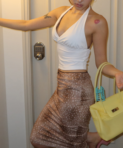 WAVEGIRL（ウェーブガール）の「Coco Halter Sleeveless Top (6Color)（Tシャツ/カットソー・レディース・ブラック/PINK/ライトグリーン/アイボリー/レッド/ライトグレー・FREE）」の8枚目の写真