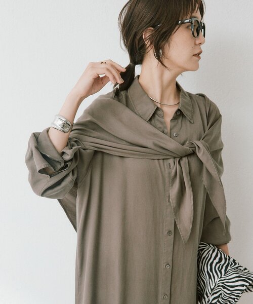 RIVE DROITE（リヴドロワ）の「ストール付ロングシャツワンピース（ワンピース・レディース・グレー系その他/イエロー・38/36）」の7枚目の写真