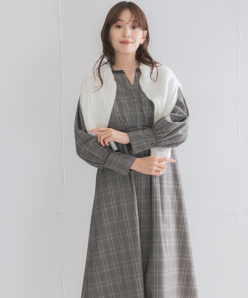 URBAN RESEARCH ROSSO WOMEN(アーバンリサーチ ロッソ)の「『一部WEB限定カラー』バイカラーチェックナローワンピース(ワンピース・レディース・ブラウン/ネイビー・FREE)」の3枚目の写真