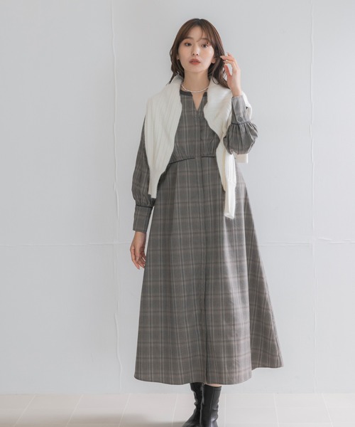 URBAN RESEARCH ROSSO WOMEN(アーバンリサーチ ロッソ)の「『一部WEB限定カラー』バイカラーチェックナローワンピース(ワンピース・レディース・ブラウン/ネイビー・FREE)」の5枚目の写真