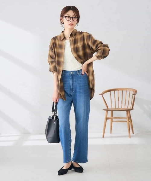 a.v.v（アーヴェヴェ）の「オンブレーチェックシャツ（シャツ/ブラウス・レディース・ブラック/ブラウン・39）」の5枚目の写真
