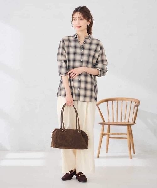 a.v.v（アーヴェヴェ）の「オンブレーチェックシャツ（シャツ/ブラウス・レディース・ブラック/ブラウン・39）」の9枚目の写真