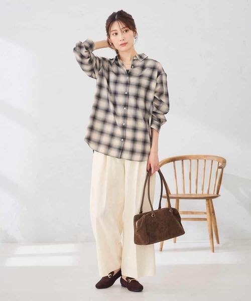 a.v.v（アーヴェヴェ）の「オンブレーチェックシャツ（シャツ/ブラウス・レディース・ブラック/ブラウン・39）」の13枚目の写真