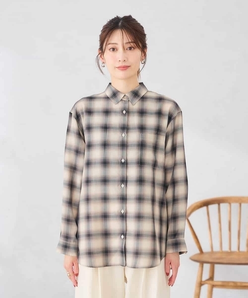 a.v.v（アーヴェヴェ）の「オンブレーチェックシャツ（シャツ/ブラウス・レディース・ブラック/ブラウン・39）」の14枚目の写真