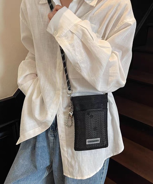 LA VORAGINE（ラ ヴォラジネ）の「メッシュ スマホショルダーバッグ/斜めがけスマホポーチ ポシェット（ショルダーバッグ・レディース・Black/GRAY/White/Purple・FREE）」の3枚目の写真