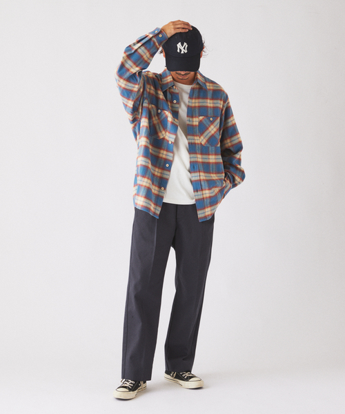 UNIVERSAL OVERALL(ユニバーサルオーバーオール)の「UNIVERSAL OVERALL 別注 ヘリテージライン シングル スラックス(スラックス・メンズ・ブラックミックス/チャコールグレー/ブラック・MEDIUM/LARGE)」の10枚目の写真