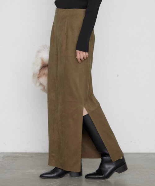 LOUNGEDRESS(ラウンジドレス)の「【JAPAN MADE】フェイクスウェードタイトスカート(スカート・レディース・カーキ/アイボリー・36/38)」の1枚目の写真