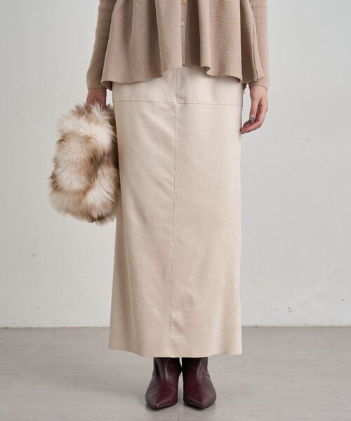 LOUNGEDRESS(ラウンジドレス)の「【JAPAN MADE】フェイクスウェードタイトスカート(スカート・レディース・カーキ/アイボリー・36/38)」の2枚目の写真