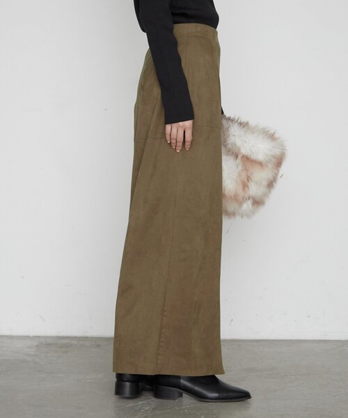LOUNGEDRESS(ラウンジドレス)の「【JAPAN MADE】フェイクスウェードタイトスカート(スカート・レディース・カーキ/アイボリー・36/38)」の17枚目の写真