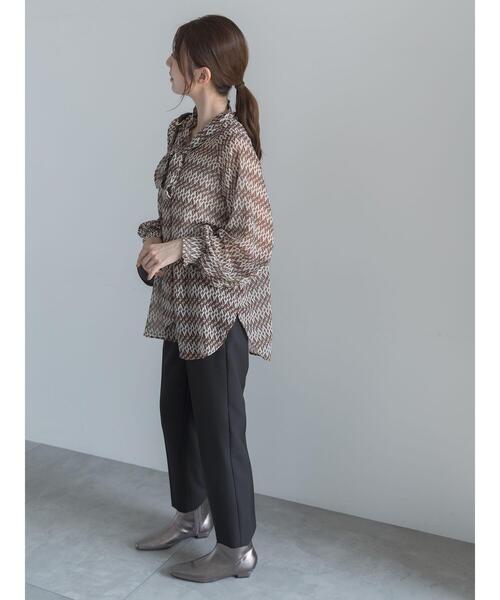 Te chichi(テチチ)の「シフォンパターンアソートボウタイブラウス(シャツ/ブラウス・レディース・オフホワイト/ブラウン/ネイビー/チャコールグレー・F)」の8枚目の写真