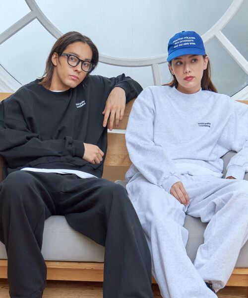 FFEIN(フェイン)の「*新色追加【FFEIN(フェイン)】ワンポイントロゴプルオーバースウェット / ワイドシルエット 男女兼用(スウェット・メンズ・ブラウン/ピンク/ネイビー/ブラック/アッシュグレー/ワイン・SMALL/MEDIUM/LARGE)」の10枚目の写真