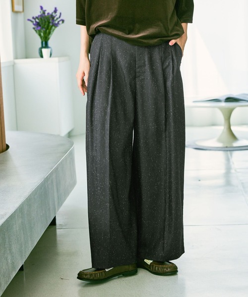 niko and...(ニコアンド)の「ネップタックワイドパンツ(スラックス・レディース・ダークブラウン/キャメル・LARGE/MEDIUM)」の5枚目の写真