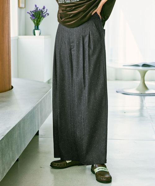 niko and...(ニコアンド)の「ネップタックワイドパンツ(スラックス・レディース・ダークブラウン/キャメル・LARGE/MEDIUM)」の6枚目の写真