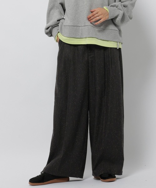 niko and...(ニコアンド)の「ネップタックワイドパンツ(スラックス・レディース・ダークブラウン/キャメル・LARGE/MEDIUM)」の9枚目の写真