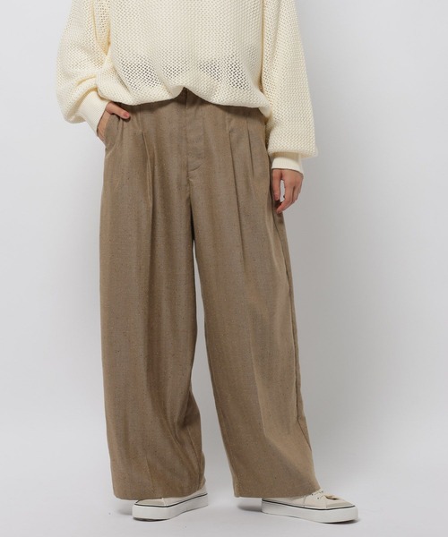 niko and...(ニコアンド)の「ネップタックワイドパンツ(スラックス・レディース・ダークブラウン/キャメル・LARGE/MEDIUM)」の13枚目の写真