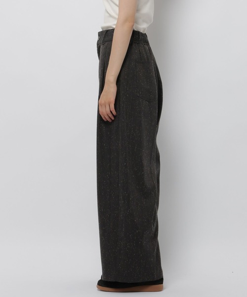 niko and...(ニコアンド)の「ネップタックワイドパンツ(スラックス・レディース・ダークブラウン/キャメル・LARGE/MEDIUM)」の16枚目の写真