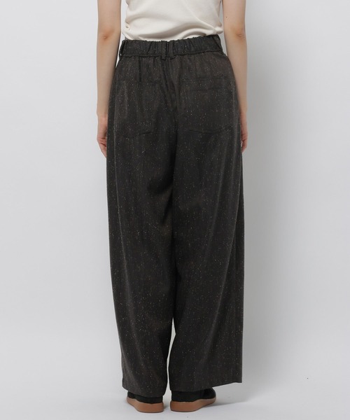 niko and...(ニコアンド)の「ネップタックワイドパンツ(スラックス・レディース・ダークブラウン/キャメル・LARGE/MEDIUM)」の17枚目の写真