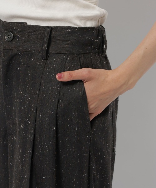 niko and...(ニコアンド)の「ネップタックワイドパンツ(スラックス・レディース・ダークブラウン/キャメル・LARGE/MEDIUM)」の20枚目の写真