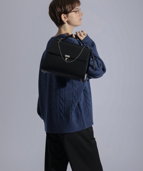 ELLUV（エルブ）の「【ELLUV/エルヴ】マットPUレザー メタルチェーン 2wayハンド/ショルダーバッグ（ショルダーバッグ・メンズ・ブラック・FREE）」の7枚目の写真