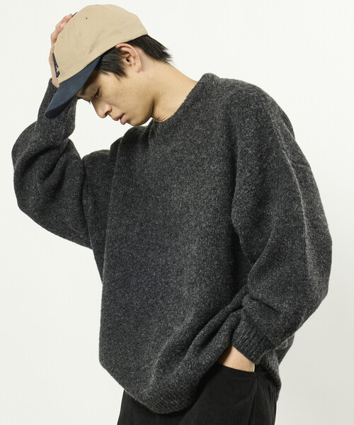 FREAK'S STORE(フリークスストア)の「限定展開 ウールブレンド ニット クルーネック プルオーバー(ニット/セーター・メンズ・ブラック/ベージュ/サックスブルー/チャコールグレー・MEDIUM/LARGE)」の1枚目の写真