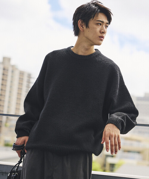 FREAK'S STORE(フリークスストア)の「限定展開 ウールブレンド ニット クルーネック プルオーバー(ニット/セーター・メンズ・ブラック/ベージュ/サックスブルー/チャコールグレー・MEDIUM/LARGE)」の2枚目の写真