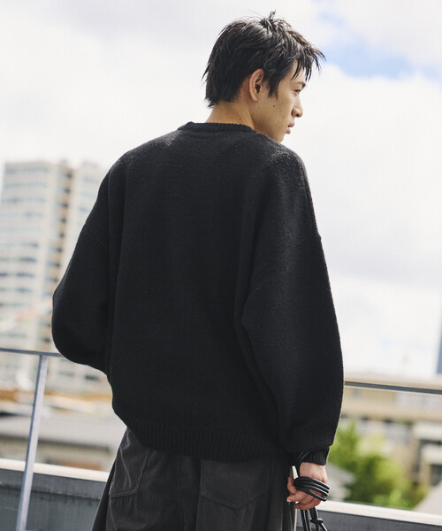 FREAK'S STORE(フリークスストア)の「限定展開 ウールブレンド ニット クルーネック プルオーバー(ニット/セーター・メンズ・ブラック/ベージュ/サックスブルー/チャコールグレー・MEDIUM/LARGE)」の20枚目の写真