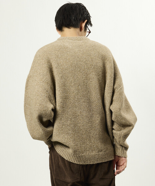 FREAK'S STORE(フリークスストア)の「限定展開 ウールブレンド ニット クルーネック プルオーバー(ニット/セーター・メンズ・ブラック/ベージュ/サックスブルー/チャコールグレー・MEDIUM/LARGE)」の13枚目の写真