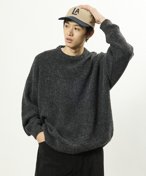 FREAK'S STORE(フリークスストア)の「限定展開 ウールブレンド ニット クルーネック プルオーバー(ニット/セーター・メンズ・ブラック/ベージュ/サックスブルー/チャコールグレー・MEDIUM/LARGE)」の5枚目の写真