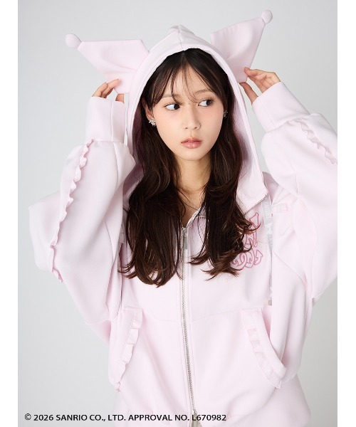 SNIDEL(スナイデル)の「【クロミ】プレミアムパーカー(パーカー・レディース・アイボリー/ダークグレー・F)」の17枚目の写真