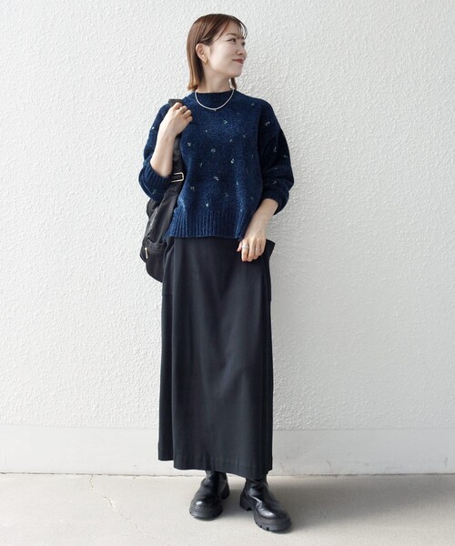 SHIPS any(シップス エニィ)の「〈手洗い可能〉フラワー 刺繍 クルーネック プルオーバー(ニット/セーター・レディース・ブラウン/ネイビー・ONE SIZE)」の9枚目の写真