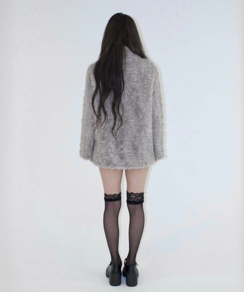 REINE NOIRE(レーヌノワール)の「sweet snow coat. / スイート スノー コート(その他アウター・レディース・グレー・FREE)」の10枚目の写真