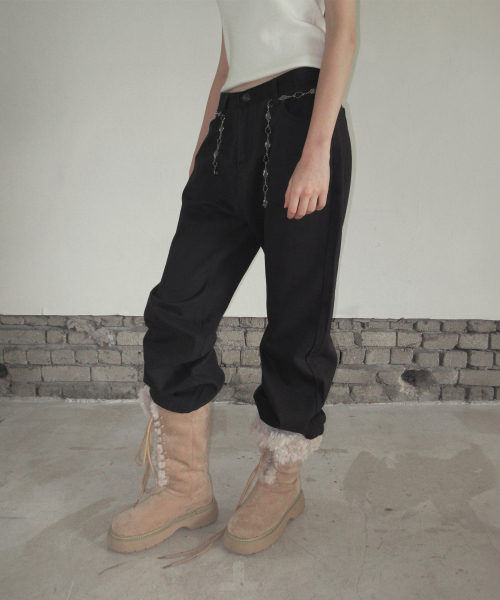 TWEE（トゥウィー）の「ペレット ベーシック セミワイド ロングパンツ（その他パンツ・レディース・ブラック/ブラウン/アイボリー・SMALL/MEDIUM/LARGE）」の4枚目の写真