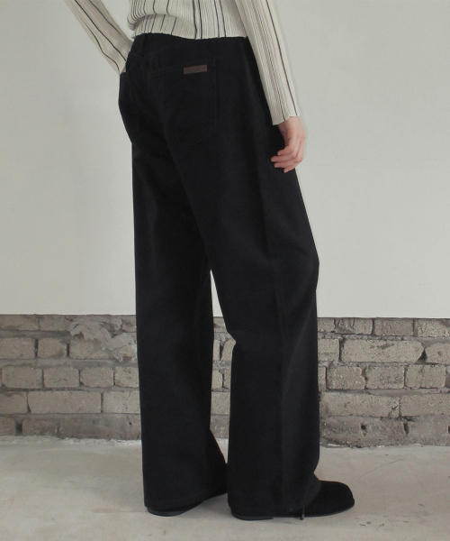 TWEE（トゥウィー）の「ペレット ベーシック セミワイド ロングパンツ（その他パンツ・レディース・ブラック/ブラウン/アイボリー・SMALL/MEDIUM/LARGE）」の8枚目の写真