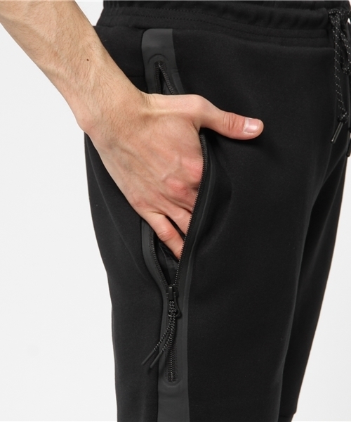 NIKE（ナイキ）の「NIKE: 『TEC FLEECE』 パンツ（その他パンツ・メンズ・グレー/ブラック・LARGE/SMALL/MEDIUM）」の4枚目の写真
