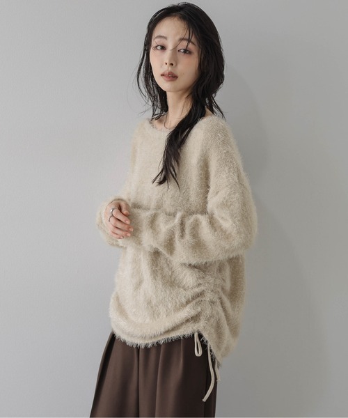AMELY(エミリー)の「シャギーニットプルオーバー/サイドドロスト/リボン(ニット/セーター・レディース・ベージュ/グレー/ブラウン/ブラック/レッド・フリー)」の17枚目の写真