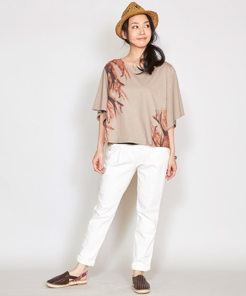 チャイハネ(チャイハネ)の「【チャイハネ】ドリームキャッチャーカットソートップス(Tシャツ/カットソー・レディース・ホワイト/グレー/ベージュ・FREE)」の13枚目の写真