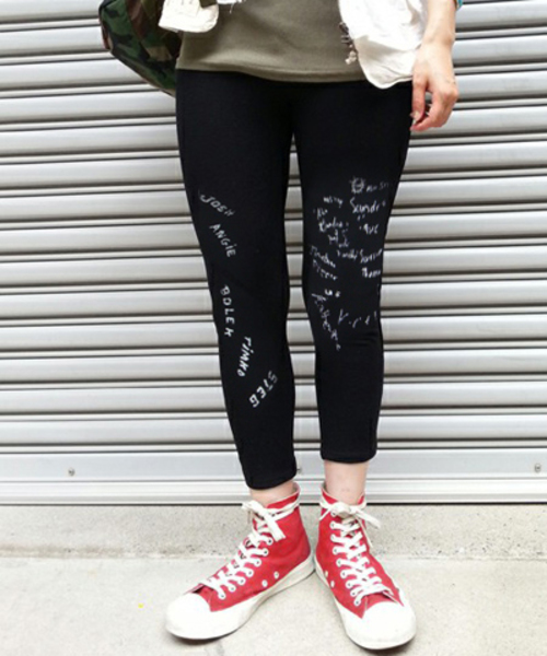 Born（ボーン）の「Born Stretch Paggings/ストレッチパギンス（レギンス/スパッツ・レディース・サンドベージュ/ロイヤルブルー/オレンジ/ブラック/オフホワイト・FREE）」の2枚目の写真