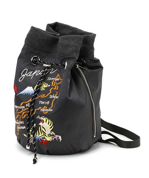 Casselini（キャセリーニ）の「CASSELINI/キャセリーニ/Embroidery BackpackⅡ（バックパック/リュック・レディース・ピンク/チャコール/アイボリー/カーキ・FREE）」の3枚目の写真