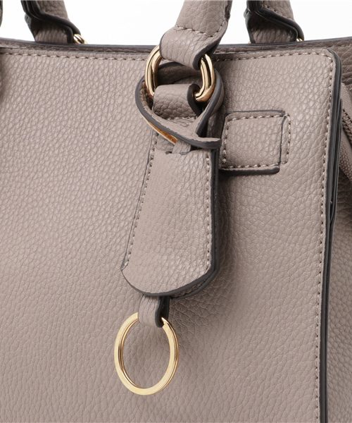 PLAIN CLOTHING(プレーンクロージング)の「ミドルハンドバッグ【PLAIN CLOTHING】(ショルダーバッグ・レディース・グレー/レッド/ブラック・FREE)」の10枚目の写真