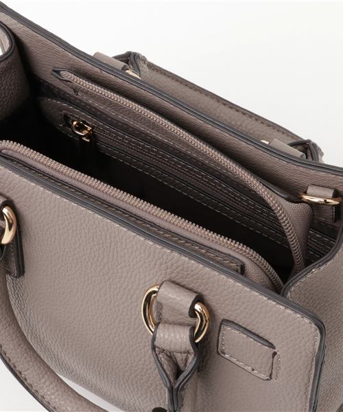 PLAIN CLOTHING(プレーンクロージング)の「ミドルハンドバッグ【PLAIN CLOTHING】(ショルダーバッグ・レディース・グレー/レッド/ブラック・FREE)」の11枚目の写真